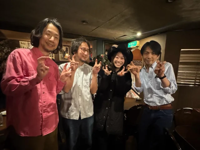 プロフィール – 井乃頭蓄音団